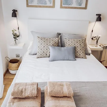 Aires De Montecerrao, Plaza De Garaje Y Wifi Gratis *