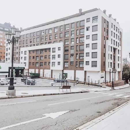 Aires De Montecerrao, Plaza De Garaje Y Wifi Gratis Διαμέρισμα *